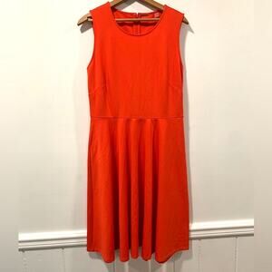 T TAHARI Sleeveless Fit Flare Dress Sz 10 Red Career‎ Cocktail Holiday Modest